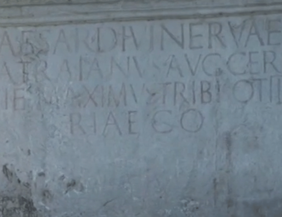 SKANDAL NAD SKANDALIMA! Rimski kameni spomenik NEPROCENJIVE vrednosti pronađen kod Vinče pa ukraden posle 24 sata! 